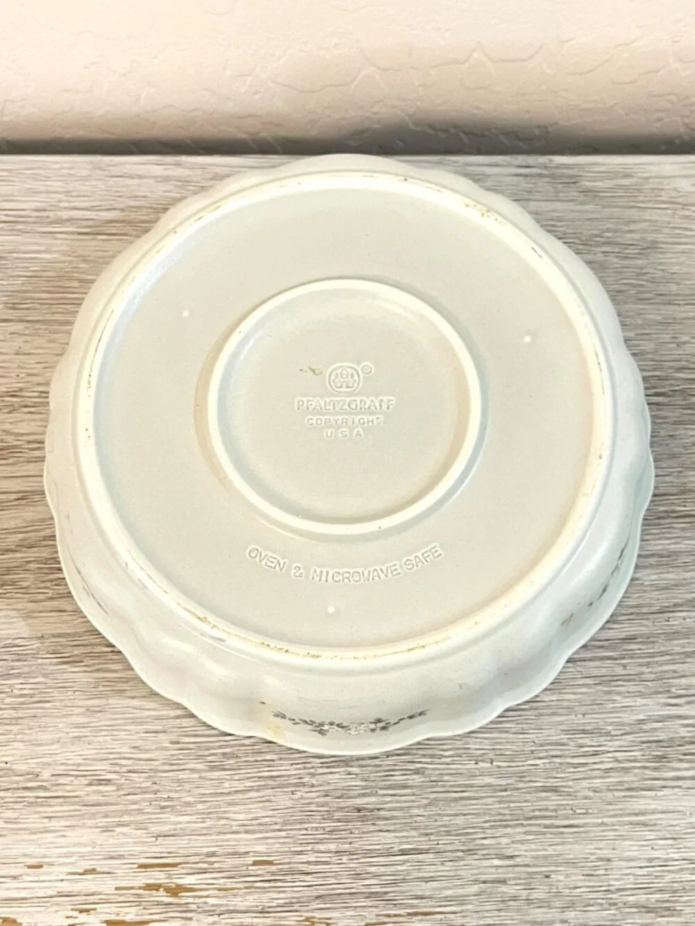 Pfaltzgraff Heirloom Baking Dish Scalloped Tart Quiche Pie Gray White Flowers